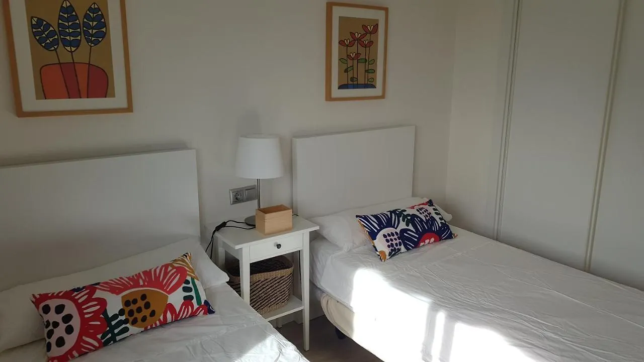 Impresionante Primera Línea De Playa, Bajondillo Beach Torremolinos 0*,