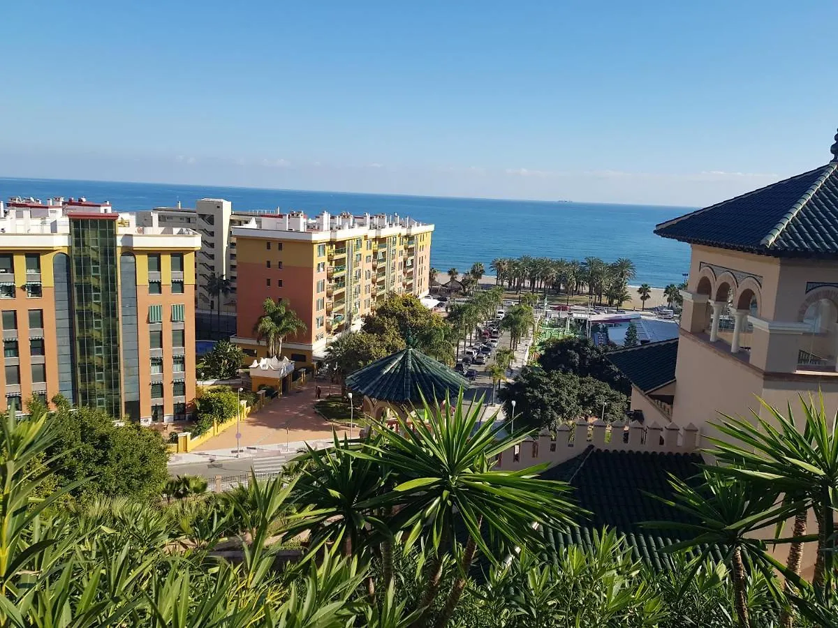 Impresionante Primera Línea De Playa, Bajondillo Beach Torremolinos 0*,  Espanha